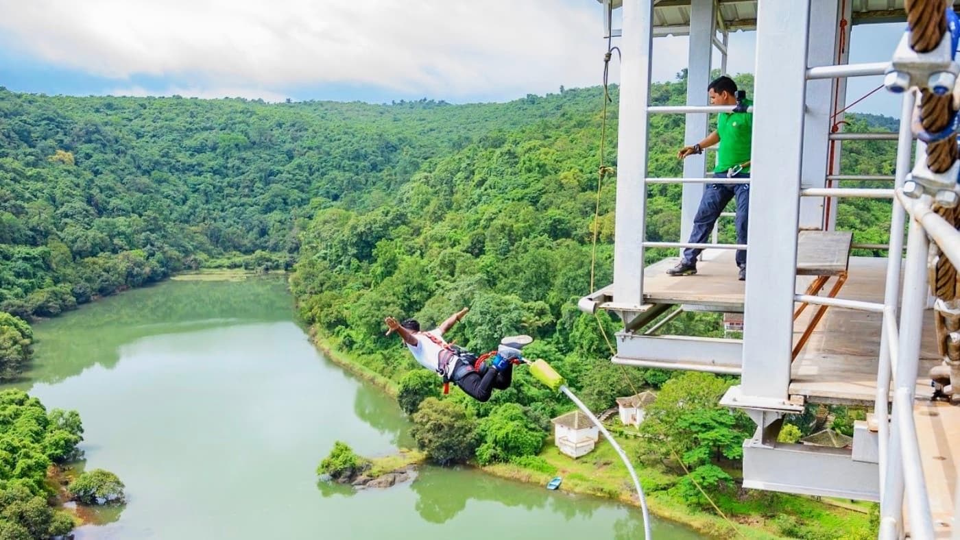 Bungee Jumping in Goa