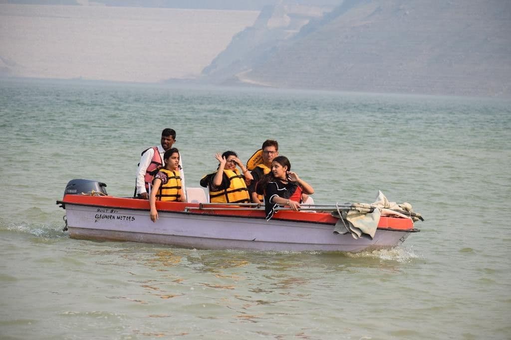 Motor Boat Ride by Tehri Water clube